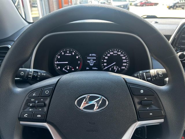 Hyundai-Tucson-1-6-GDI-i-Drive-17