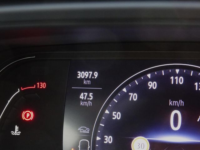 Renault-Arkana-1-6-E-TECH-Hybrid-Intens-11