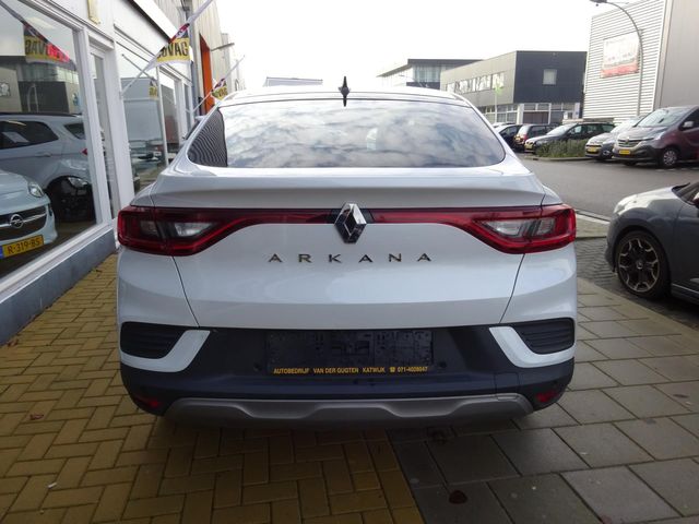Renault-Arkana-1-6-E-TECH-Hybrid-Intens-5